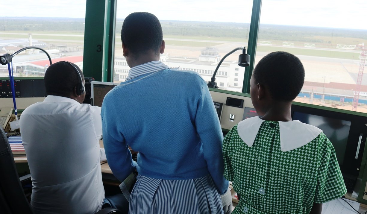 Institute for Women Of Aviation Worldwide (iWOAW) Fly It Forward® to change the face of aviation - Image 6